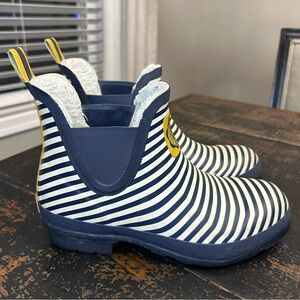 Joules Short Wellies Navy/white striped Rain Boots, faux fur lined SZ 4 UK, 6 US